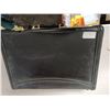 Image 2 : BLACK LEATHER BRIEFCASE