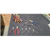 Image 5 : NEEDLE NOSE PLIERS AND SIDE/WIRE CUTTERS