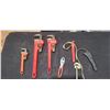Image 3 : ASSORTMENT OF WRENCHES- MONKEY/PLIERS/BATTERY POST WRENCH