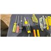 Image 7 : SCREW DRIVERS, TORCH PEN, CALIPERS, UTILITY KNIVES AND BLADES