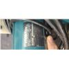 Image 5 : MAKITA 7 1/4" SKILL SAW