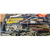 Image 3 : PARTS BOX WITH HUNDEREDS OF BITS AND DRIVES