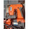 Image 4 : DAKOTA 18V CORDLESS POWER TOOLS C/W LIGHT, JIGSAW, SANDER, CHARGER AND TWO BATTERIES