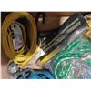 Image 5 : BOX WITH WITH TIE DOWN RATCHETES AND BUNJEE CORDS