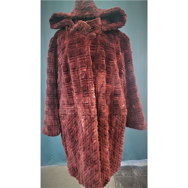 SHEARED BURGANDY BEAVER STROLLER W/REMOVABLE HOOD