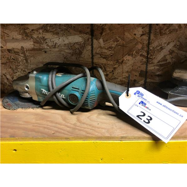 MAKITA GA7050 ELECTRIC GRINDER