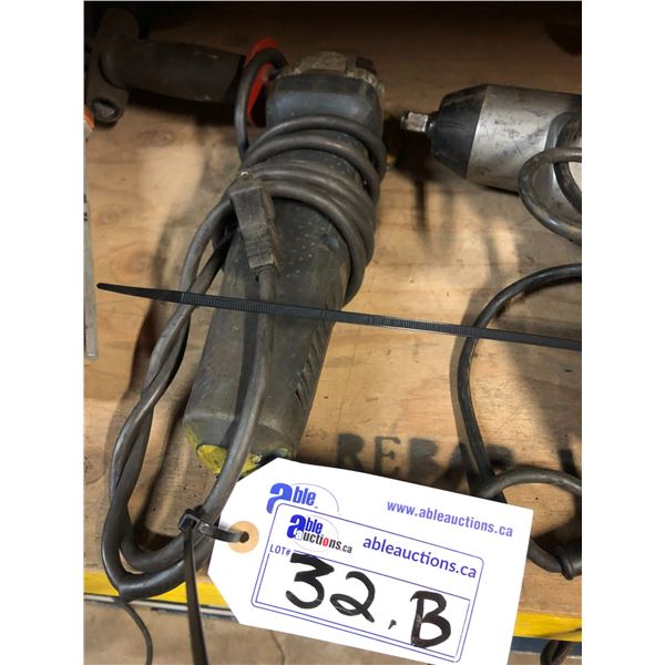 BOSCH ELECTRIC GRINDER