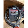 Image 2 : LINCOLN ELECTRIC PORTABLE 180 PRO MIG WELDER