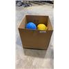 Image 1 : BOX OF HARD HATS AND WORK HELMETS