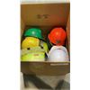 Image 3 : BOX OF HARD HATS AND WORK HELMETS