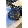 Image 8 : DEWALT TOOL BELT AND TOOL BELT WITH POUCHES