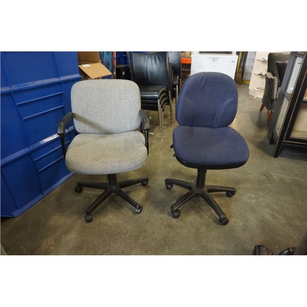 2 GAS LIFT OFFICE CHAIRS BLUE AND GREY