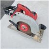 Image 1 : Milwaukee heavy duty 7 and 1/4 inch tilt lock double handle circular saw tested and working