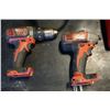 Image 2 : MILWAUKEE CORDLESS TOOL SET - INCLUDES HAMMER DRILL, IMPACT GUN, BATTERY AND CHARGER AND TOOL BAG - 