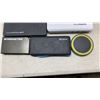 Image 3 : JAWBONE JAMBOX BLUETOOTH SPEAKER WITH 5 CHARGED POWER BANKS