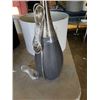 Image 3 : GALVANIZED TABLE LAMP AND DECORATIVE TABLE LAMP WITH SHADES
