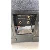Image 8 : 2 JBL PROFESSIONAL PRODUCTS MR SERIES SPEAKERS - MODEL MR822