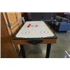 Image 3 : AIR HOCKEY TABLE WITH ACCESSORIES