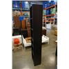 Image 3 : 6 FOOT 8 INCH TALL BOOKSHELF