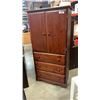 Image 1 : PINE WARDROBE
