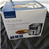 Image 1 : AS NEW INSIGNIA  4.8L AIR FRYER IN BOX