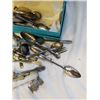 Image 2 : TRAY OF SILVER PLATE SERVING PIECES, CUTLERY AND NAPKIN RINGS