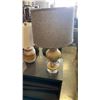 Image 2 : 3 DECORATIVE TABLE LAMPS