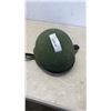 Image 1 : CANADIAN MILITARY CG634 BALISTIC KEVLAR HELMET SIZE SMALL