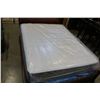 Image 2 : QUEEN SIZE SEALY POSTUREPEDIC OAK CREST TIGHT TOP MATTRESS W/ BOX SPRING