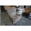 Image 1 : LAZY BOY MICROFIBRE RECLINER