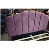 Image 2 : PINK PLUSH VELVET QUEENSIZE BEDFRAME