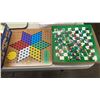 Image 8 : GLASS CHESS SET AND FAMILY 11 GAME IN ONE BOX