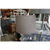 Image 8 : 3 FLOOR LAMPS - ONE BLACK, TWO BRUSHED METAL