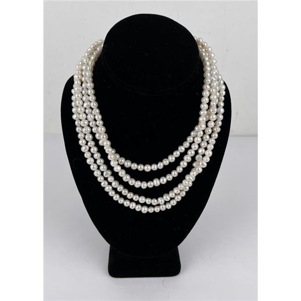 Stunning Tahitian White Pearl Necklace