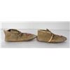 Image 4 : Montana Indian Beaded Moccasins