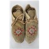 Image 5 : Montana Indian Beaded Moccasins