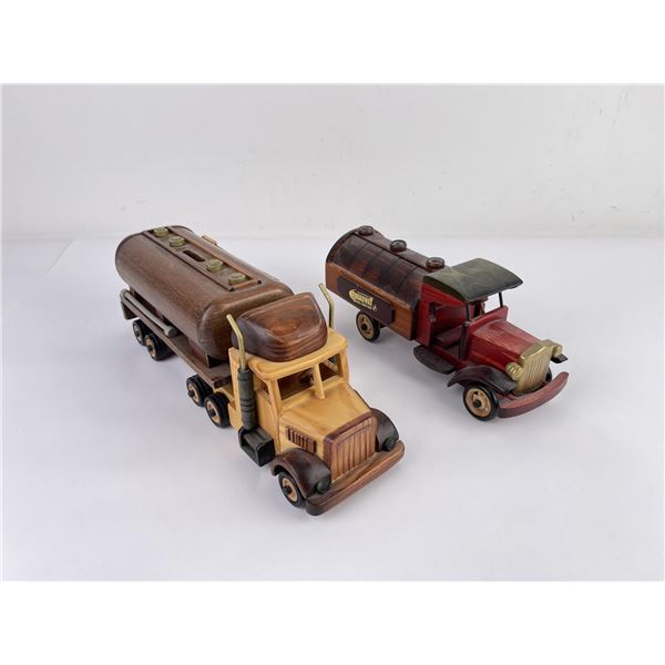 Pair of Wood Truck Models Flying J Travel Plaza