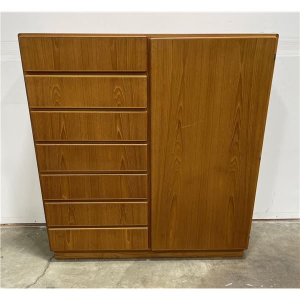 Mid Century Danish Modern Komfort Dresser Teak