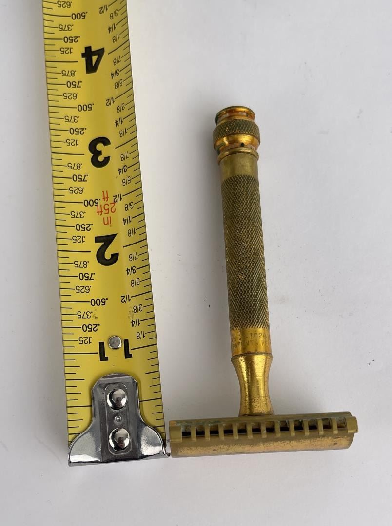 WW2 Gillette US Army Khaki Safety Razor Set