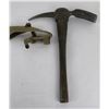 Image 3 : WW2 US Army Pickaxe