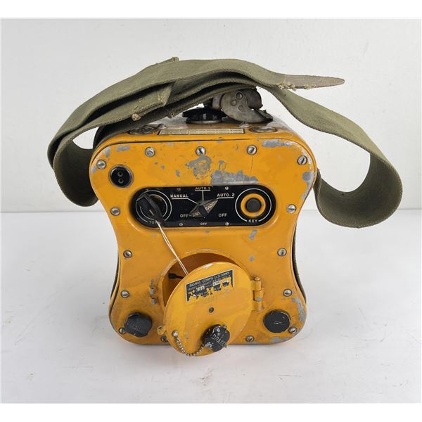 Transmitter SCR-578 Gibson Girl Survival Radio