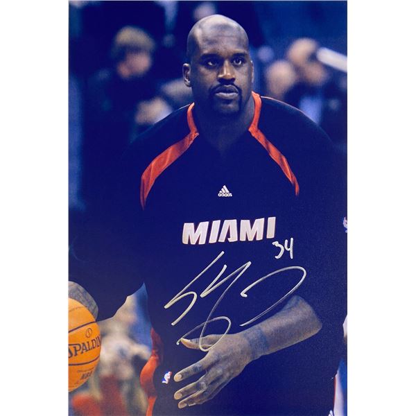 Autograph Signed Shaquille O'Neal Photo