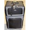 Image 1 : LARGE "U.S. TRAVELER" SUIT CASE - BLACK & GREY,