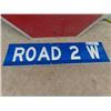 Image 3 : Metal Stop SIgn 30" Round & Metal Country Rd Sign 6"x24"