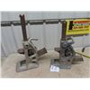 Image 1 : 2 Alum. 15 Ton Building Jacks - 1 is Duff, 1 is SImplex