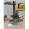 Image 3 : 2 Alum. 15 Ton Building Jacks - 1 is Duff, 1 is SImplex