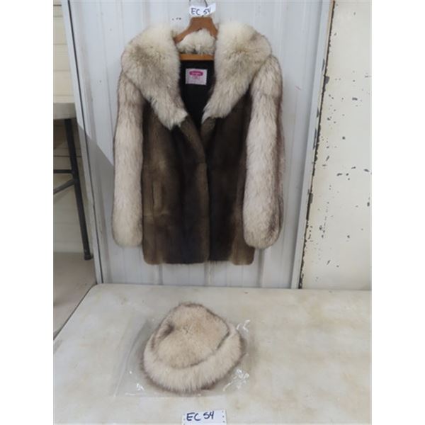 Yaegers Muskrat Fur Coat & Hat Size Small/Med