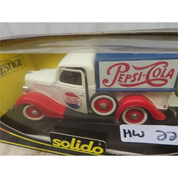 Solido Metal Pepsi DElivery Truck 1936 Ford Pick up 1/18 Scale