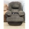 Image 1 : Upholstered Power Recliner