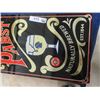 Image 3 : Mirrored Molson Cdn 20" x 15" , Pabst Sign Glass 12" x 20" , RainX Metal Sign 16"x 20"
